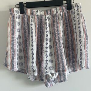 Abercrombie & Fitch Striped Patterned Shorts